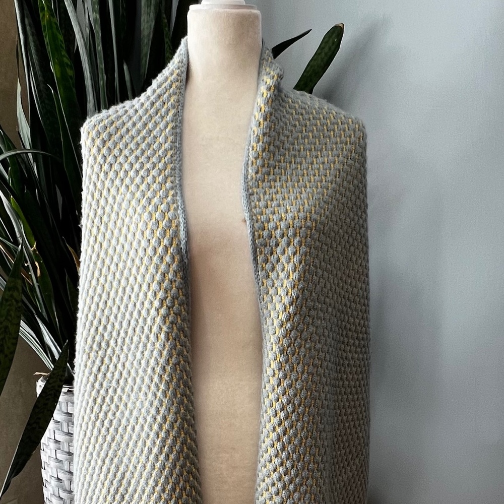 VERLOOP WARM SCARF - Picture 2 of 7